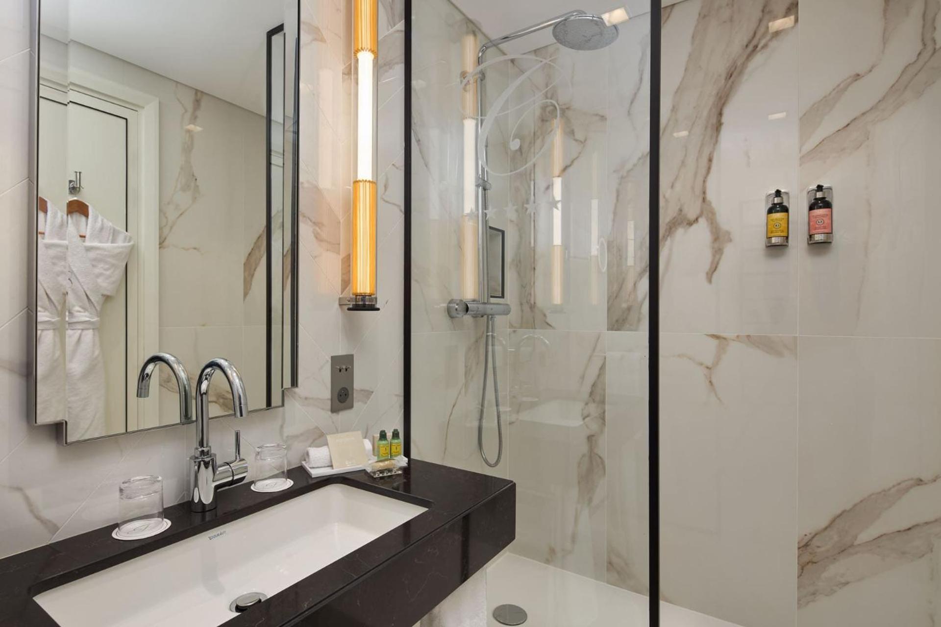 Aparthotel Fraser Le Claridge Champs-elysees 5*