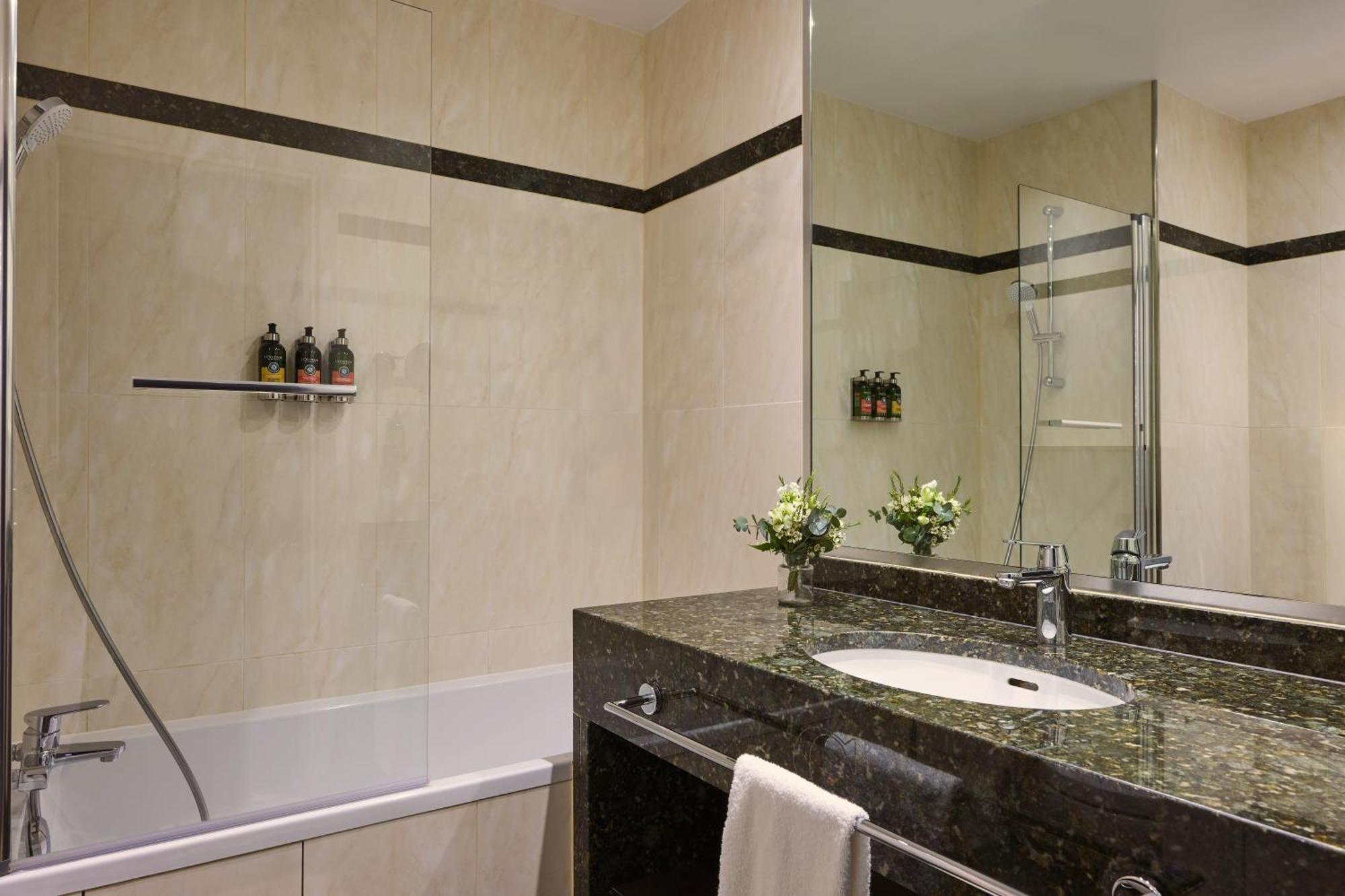 Fraser Le Claridge Champs-elysees Aparthotel 5*